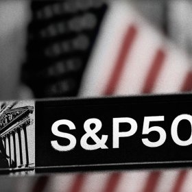 Reddit Stock Pops 11% on S&P 500 Inclusion Despite Google AI Traffic Concerns