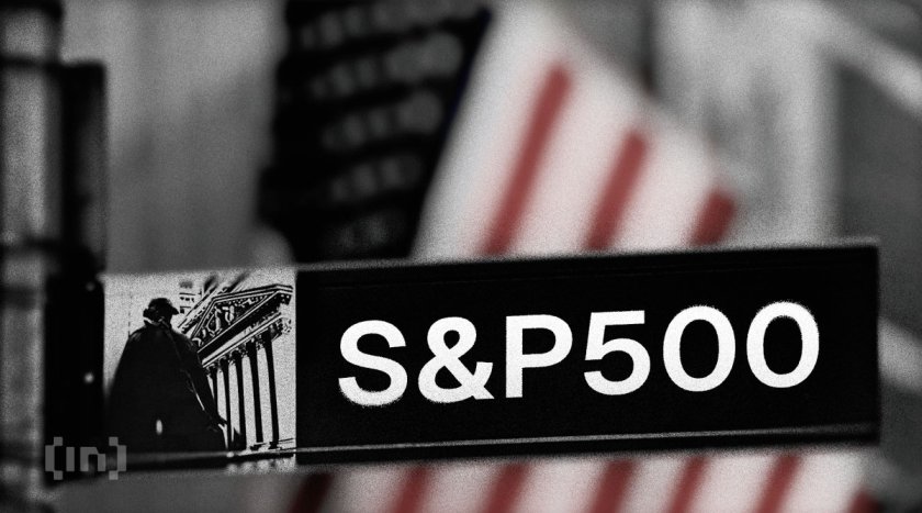 S&P 500 Falls, Bitcoin Surges as Traders Await the Fed Minutes: What Next?